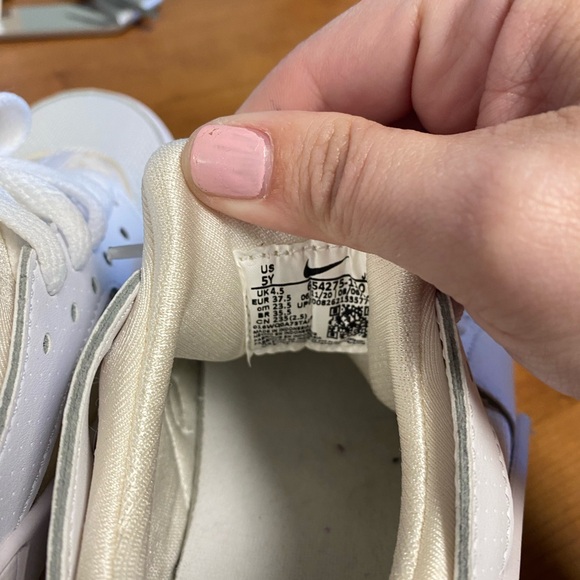 Nine haurrache run sz 5 pure platinum & white. - Picture 5 of 5